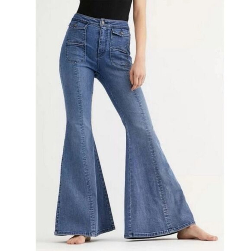 Free People Vintage Wash Denim Wide Leg Flare Jeans - Blue - Picture 2 of 9